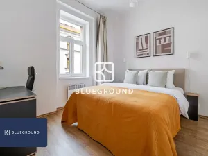 Pronájem bytu 2+kk, Praha - Vinohrady, Sarajevská, 42 m2