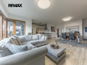 Prodej bytu 5+kk, Praha - Modřany, K Vystrkovu, 134 m2