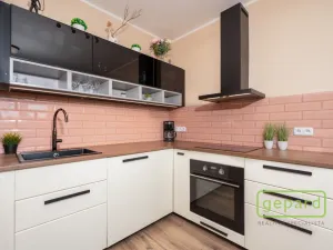 Prodej bytu 2+kk, Praha, Zimova, 55 m2