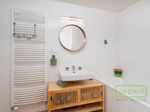 Prodej bytu 2+kk, Praha, Zimova, 55 m2
