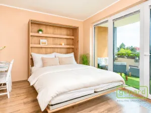 Prodej bytu 2+kk, Praha, Zimova, 63 m2