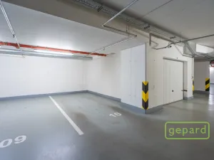 Prodej bytu 2+kk, Praha, Zimova, 63 m2