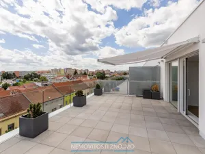 Prodej atypického bytu, Znojmo, Jarošova, 235 m2