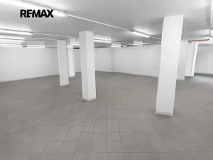 Prodej obchodního prostoru, Harrachov, 283 m2