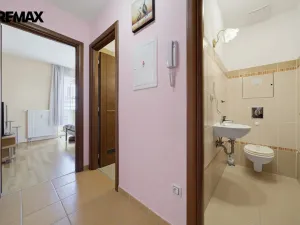 Prodej bytu 2+kk, Karlovy Vary, Jateční, 40 m2
