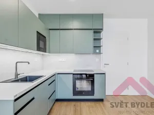 Pronájem bytu 1+kk, Praha - Modřany, Komořanská, 37 m2