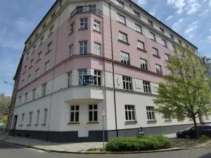 Pronájem bytu 2+kk, Karlovy Vary, Foersterova, 50 m2