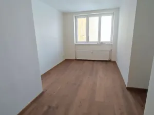 Prodej bytu 3+1, Praha, Bělohorská, 85 m2