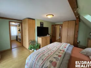 Prodej rodinného domu, Nový Bor - Janov, 219 m2
