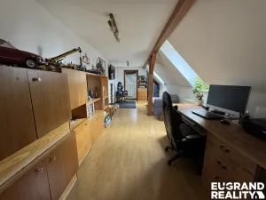 Prodej rodinného domu, Nový Bor - Janov, 219 m2