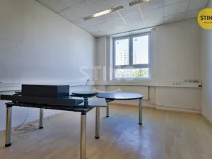 Pronájem kanceláře, Hodonín, 150 m2