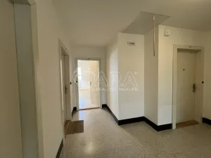 Pronájem bytu 2+kk, Praha - Strašnice, Černokostelecká, 39 m2