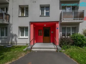 Prodej bytu 2+1, Mariánské Lázně, Libušina, 46 m2