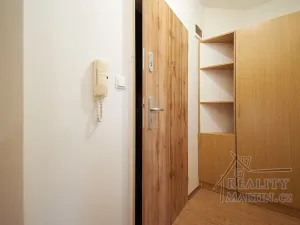 Pronájem bytu 1+kk, Příbram, 32 m2