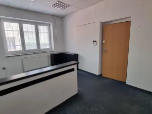 Pronájem kanceláře, Pardubice - Zelené Předměstí, V Ráji, 16 m2