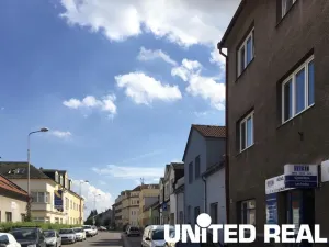 Pronájem kanceláře, Pardubice - Zelené Předměstí, V Ráji, 16 m2