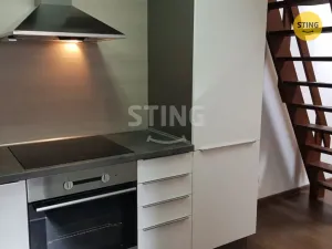 Pronájem bytu 1+kk, Žďár nad Sázavou, nám. Republiky, 40 m2