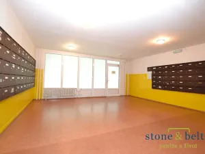 Pronájem bytu 2+kk, Praha - Kobylisy, Paláskova, 58 m2