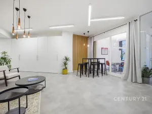 Prodej kanceláře, Praha - Smíchov, Na Zatlance, 232 m2