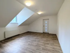 Pronájem bytu 3+kk, Peruc, U Koupaliště, 68 m2