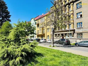 Prodej činžovního domu, Pardubice, náměstí Čs. legií, 1100 m2