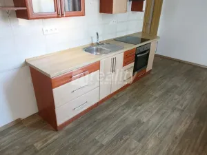 Pronájem bytu 2+1, Náměšť nad Oslavou, 65 m2