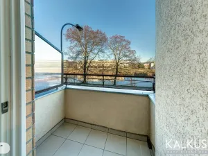 Pronájem bytu 1+kk, Hradec Králové, Smetanovo nábřeží, 27 m2