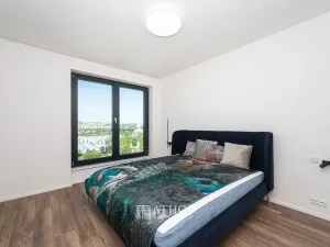 Pronájem bytu 2+kk, Brno, třída Generála Píky, 68 m2