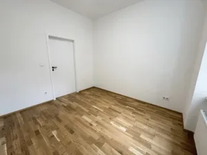 Pronájem bytu 3+kk, Praha - Vinohrady, Bělehradská, 61 m2