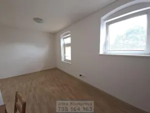 Pronájem bytu 1+kk, Krnov - Pod Cvilínem, Čsl. armády, 26 m2