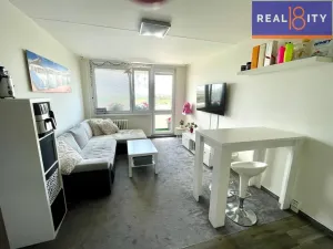 Pronájem bytu 2+kk, Praha, Suchý vršek, 46 m2