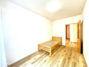 Pronájem bytu 2+kk, Praha - Řepy, Laudova, 49 m2