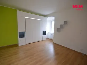 Prodej bytu 1+kk, Mladá Boleslav - Mladá Boleslav I, Staroměstské náměstí, 30 m2