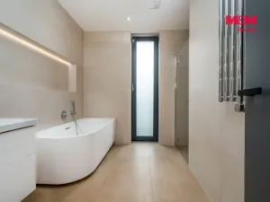 Prodej rodinného domu, Předboj, Západní Stráň, 233 m2