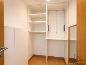 Pronájem bytu 3+kk, Praha - Vršovice, Vršovická, 95 m2
