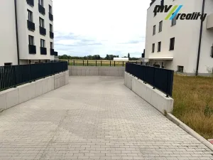Pronájem garážového stání, Lysá nad Labem, Šípková, 12 m2
