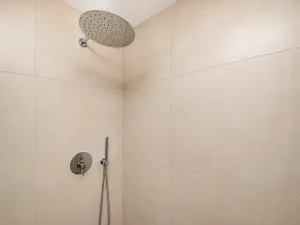 Prodej ubytování, Praha - Smíchov, Bieblova, 57 m2