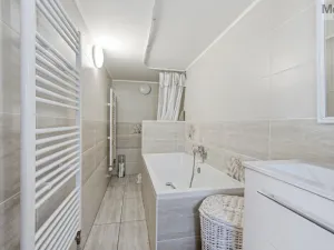 Prodej rodinného domu, Dubí, Údolí, 105 m2