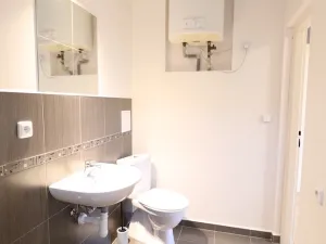 Pronájem bytu 1+kk, Hradec Králové, Dlouhá, 28 m2