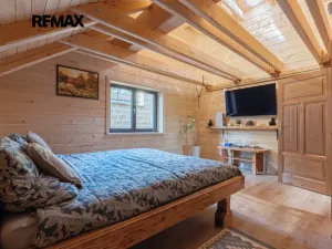 Prodej vily, Králův Dvůr, Pod Lesem, 296 m2