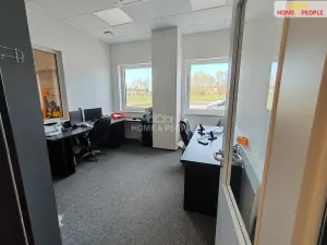 Pronájem skladu, Ostrov - Dolní Žďár, 4400 m2