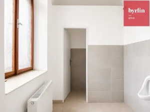 Pronájem obchodního prostoru, Krnov, nám. Minoritů, 84 m2
