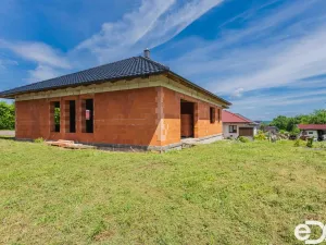 Prodej rodinného domu, Žleby, 172 m2