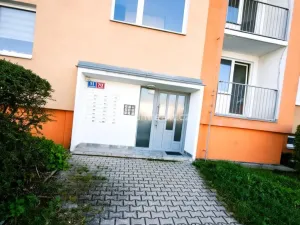 Pronájem bytu 2+kk, Ústí nad Labem - Bukov, Na Kohoutě, 43 m2