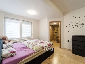 Prodej obchodního prostoru, Uhřice, 163 m2