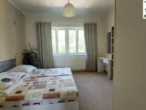 Pronájem bytu 2+1, Cheb, Dyleňská, 54 m2