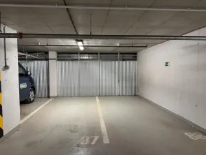Prodej garážového stání, Praha - Stodůlky, Suchý vršek, 2 m2