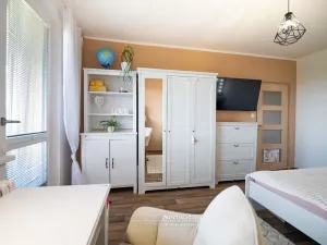 Prodej bytu 3+kk, Znojmo, U Lesíka, 68 m2