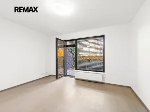 Pronájem bytu 2+kk, Praha - Jinonice, Kloudova, 50 m2