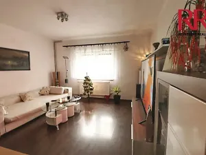 Prodej rodinného domu, Chlumčany, Hřbitovní, 210 m2